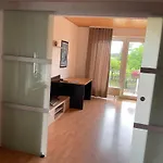 2 Gaestewohnung *